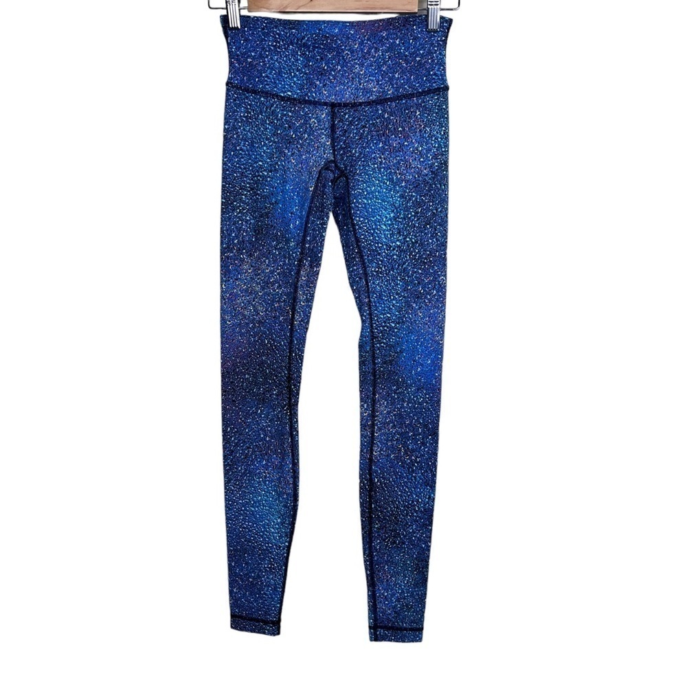 Lululemon Wunder Under Pant III (Full-On Luxtreme)
Strive Multi Black